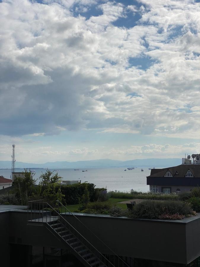 Ultra Lux Daire Appartement Istanboel Buitenkant foto
